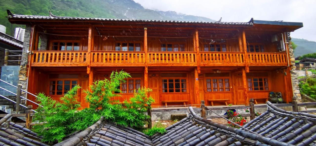 Tiger Leaping Gorge Tea Horse Gasthaus 샹그릴라 외부 사진