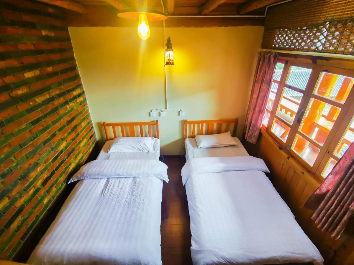 Tiger Leaping Gorge Tea Horse Gasthaus 샹그릴라 외부 사진