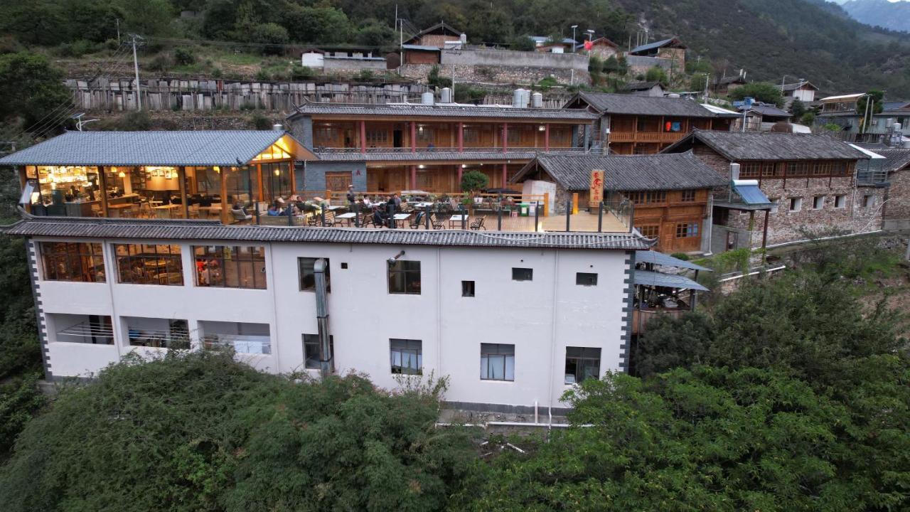 Tiger Leaping Gorge Tea Horse Gasthaus 샹그릴라 외부 사진