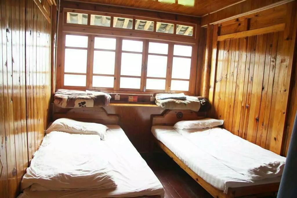 Tiger Leaping Gorge Tea Horse Gasthaus 샹그릴라 외부 사진
